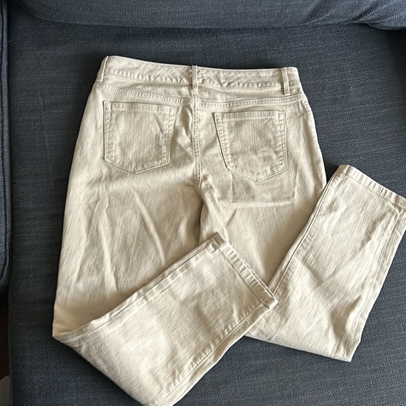 Cotton L.L. Bean Women's Cream JeansWomen's High-Rise Slim-Leg Ankle - Picture 4 of 10